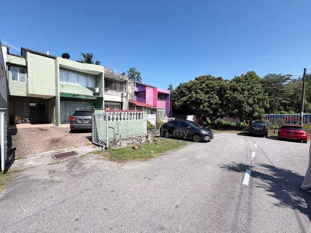 Double Storey Terrace, Taman Kelab Ukay, Bukit Antarabangsa 1