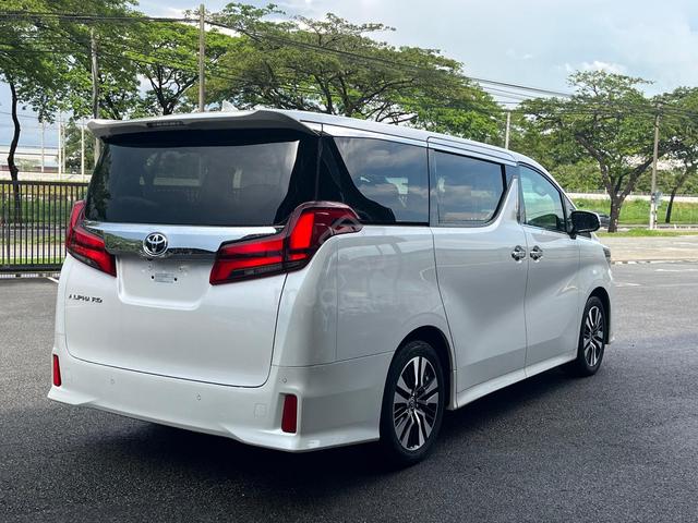 2021 Toyota ALPHARD 2.5 SC * SUNROOF *TV - 2