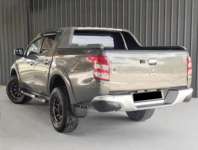 Mitsubishi TRITON 2.4 VGT ADVENTURE (A) HS 4X4 - 4