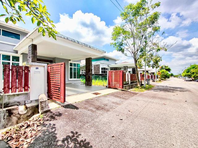 Renovated Banglo Setingkat Taman Belimbing Setia Durian Tunggal Melaka 1