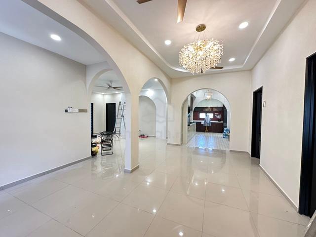 1sty Corner House For Sale, Fully Renovated, Sungai Buloh 1