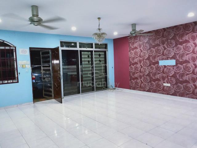 Taman pulai utama double storey for sale 1