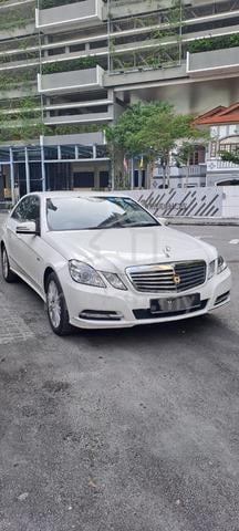 2011 Mercedes Benz E-CLASS 1.8 200 CGI - 1