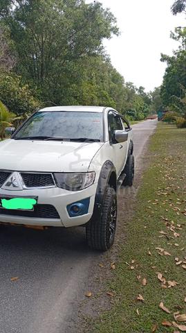 Mitsubishi L 200 Triton 4WD Double Cab - 1