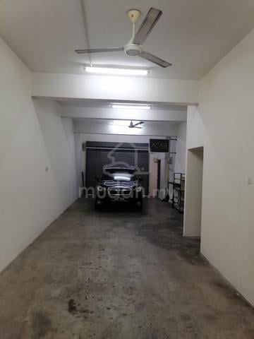 Intermediate 2 story shop office in tmn duta mas balakong for rent 1