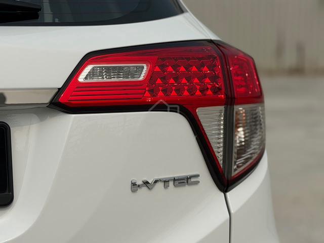 NEW FACELIFT⭐SEMI LEATHER⭐2019 Honda HR-V 1.8 E - 4