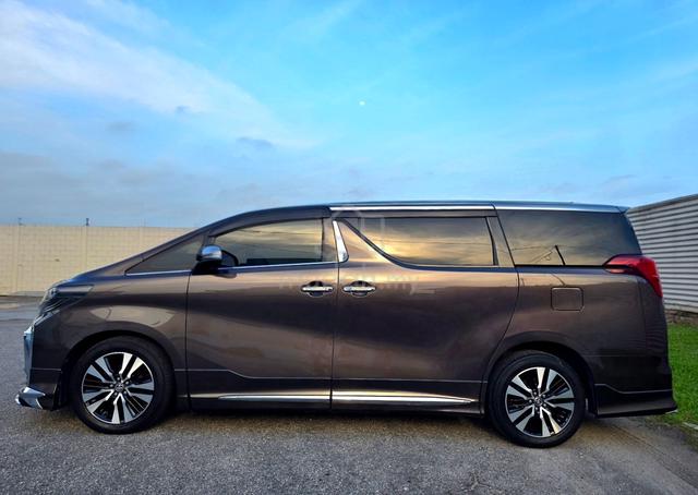 2018 Toyota ALPHARD 2.5 SC JBL Modelista RareColor - 4