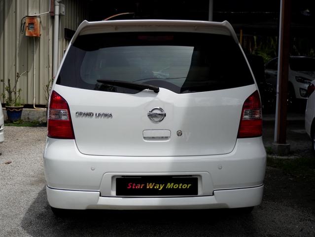 2010 Nissan GRAND LIVINA 1.6 PREMIUM/LUXURY (A) - 3