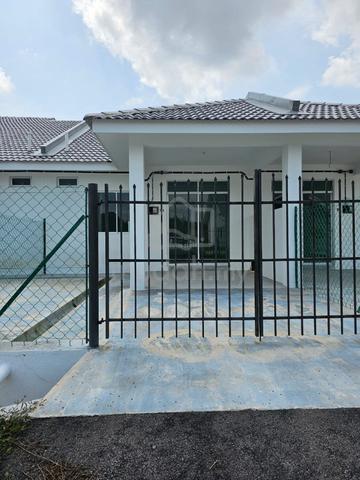 Johor Segamat Partially Furnished 1-Storey Terraced House For Rent 1