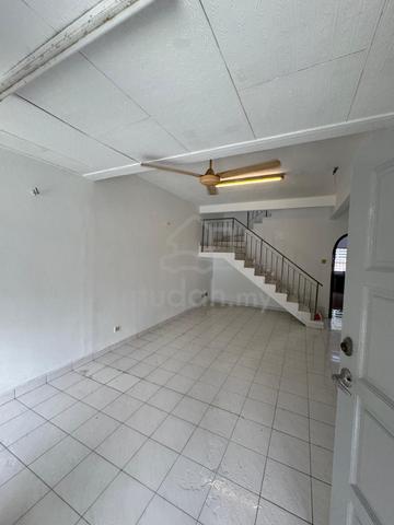 Taman usaha jaya Double Storey kepong 3