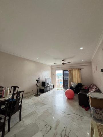 Petaling Indah Condominiums 1