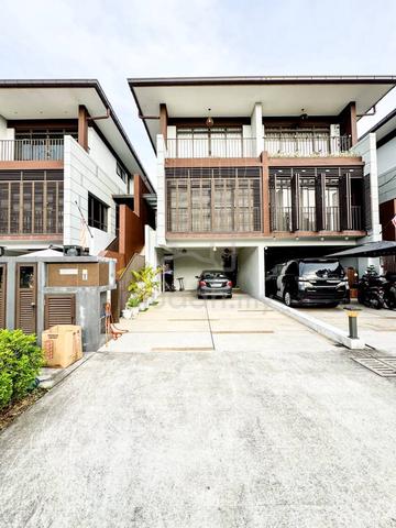 3 Storey Superlink House The Mulia Residence, Cyberjaya 1