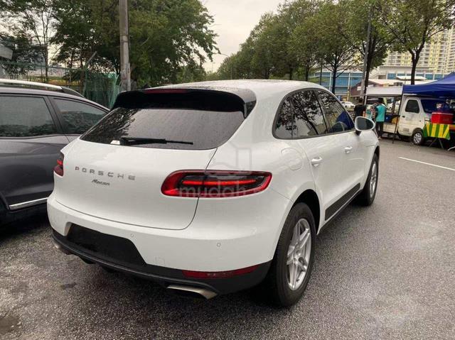2017 Porsche MACAN 2.0 (A) - 2