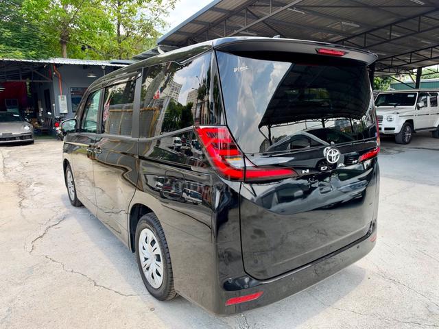2023 Toyota NOAH 2.0 X 8S 1PD Push Start 8Y Wrty - 3