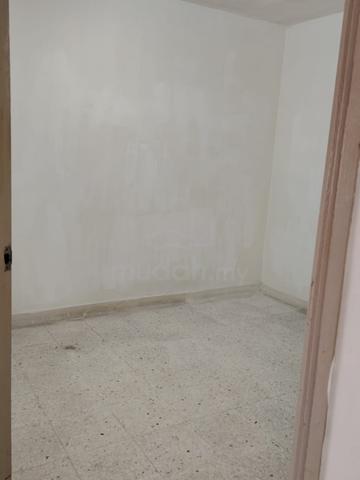 Vacant House Bukit Desa Single Storey Kepong Kuala Lumpur for rent 2