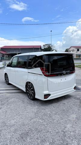 2022 Toyota NOAH 2.0 SZ (A) Unregistered - 2