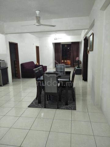 Seri Puteri Condominium 4