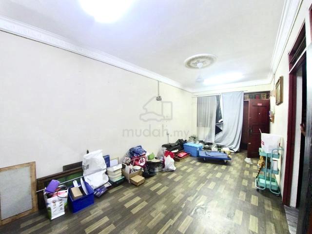 Desa Mentari Flat (Block 11) 1