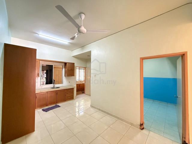 Freehold 2 Storey Terrace House Cheng Setia near lotus, Mcd, Petronas 1