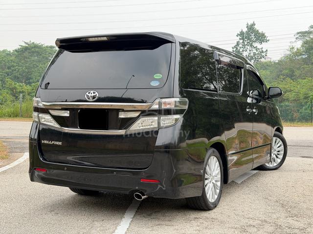 Toyota VELLFIRE 2.4 Z FACELIFT S/roof Full Leather - 4