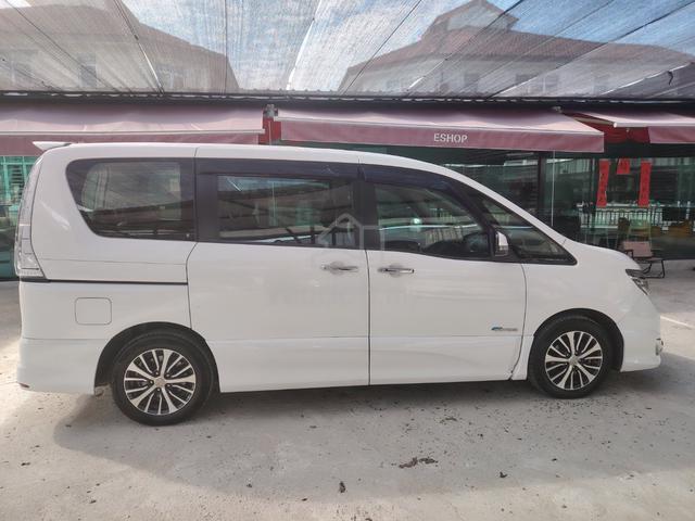 2017 Nissan SERENA 2.0 S-HYBRID HIGHWAY STAR - 4
