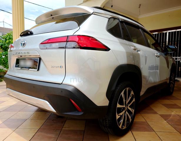 2024 Toyota COROLLA CROSS 1.8 HYBRID (19k km Only) - 5