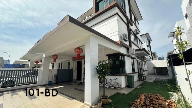 SUPER BELOW MARKET !! 32x70 Setia Utama 1 2.5 Storey Semi-D Setia Alam 1
