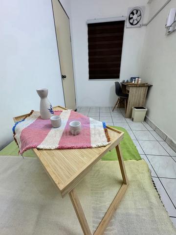 Fully Furnished Kuala Lumpur Salak Selatan LRT Room For Rent 1