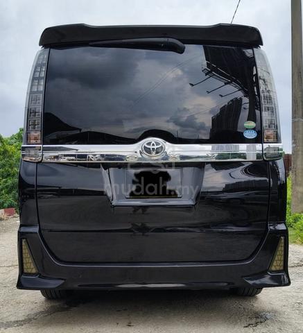 2017 Toyota VOXY 2.0 ZS KIRAMEKI II 🔥ORI CONDI🔥 - 3