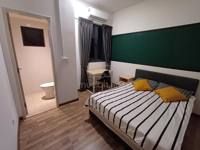 Queen Bedroom for Rent @ Riverville Residences, Old Klang Road (KL) 1