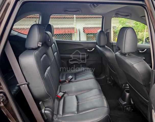 2017 Honda BR-V 1.5 V (A)F.Leather High Spec 7Seat - 4