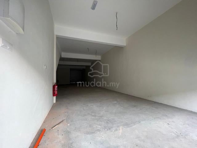 Prime Area Teluk Pulai Klang Ground floor Shoplot For Rent 1