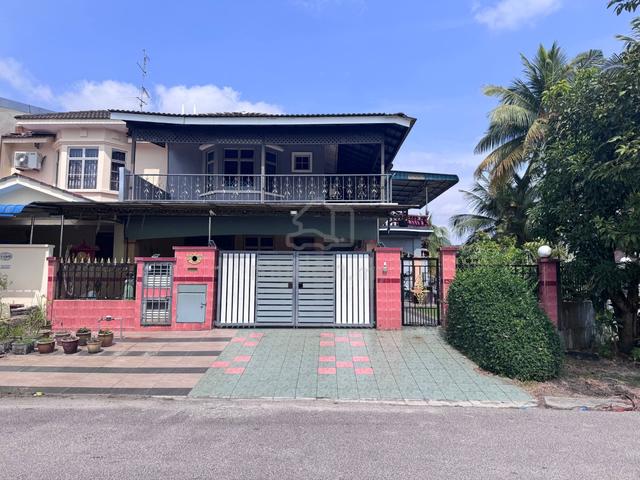 2 Storey Corner Lot Taman Bukit Indah - Unblocked View 1