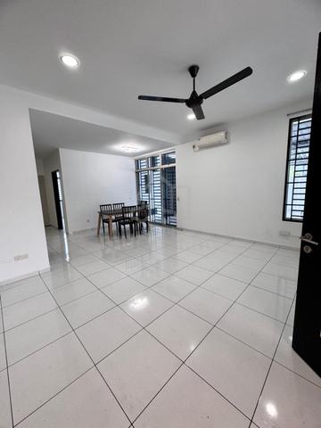 Bukit Indah Double Storey Coerner House 4Bed Partial Furnished 3