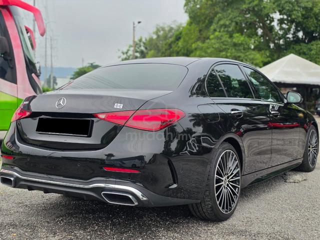 2022 Mercedes Benz C300 2.0(A)AMG UNDER WARRANTY - 2