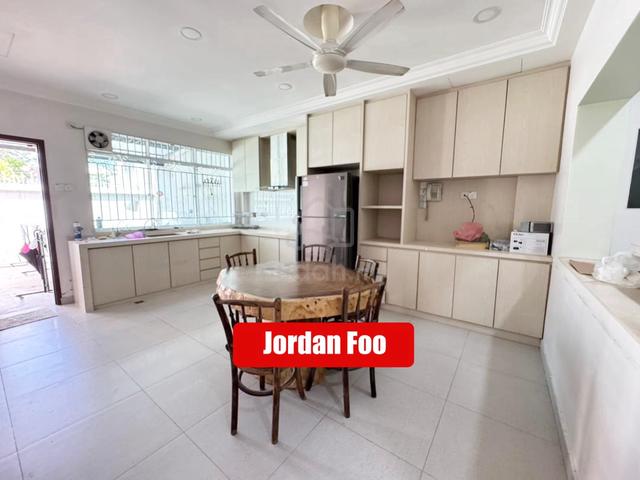 2 Storey Semi-D Jalan Tembaga Greenlane Extended Land 4000SF Renovated 1