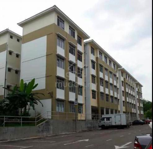 Taman Impian Emas 1