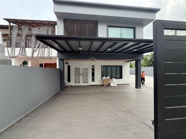 Jln Abdul Samad JB town 2 storey Semi d corner house for rent 1