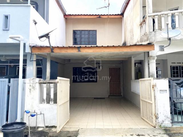 Double Storey Terrace House Taman Melawati, KL 1