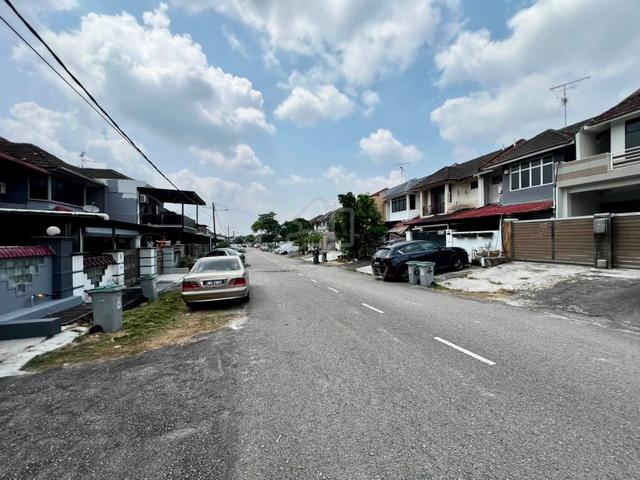 Desa Jaya @ Johor Jaya, Double Storey Corner Lot Big Land / High Value 1