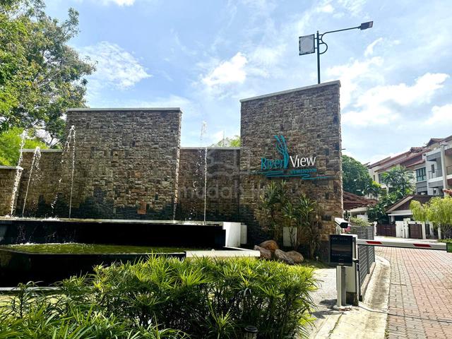 3 storey Semi D Riverview Kemensah Taman Melawati Ampang. 1