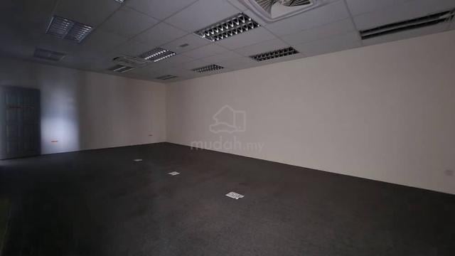 4 Storey Wisma One Sulaman / lift / One Sulaman / Likas / Kingfisher 1