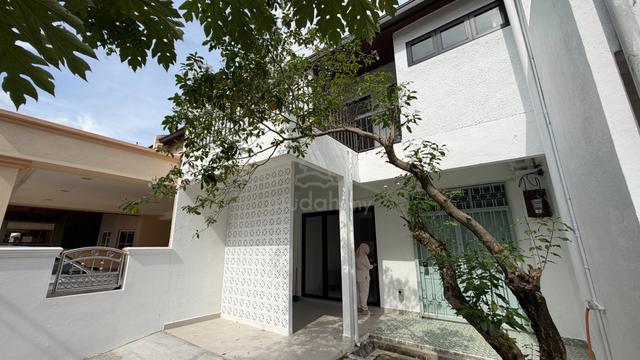 Double Volume, Renovated 2-storey in Taman Yarl, OUG 1
