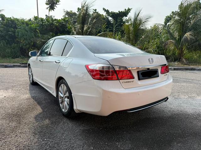 2015 Honda ACCORD 2.0 VTI (A)SERVICE HONDA CASHSAL - 5