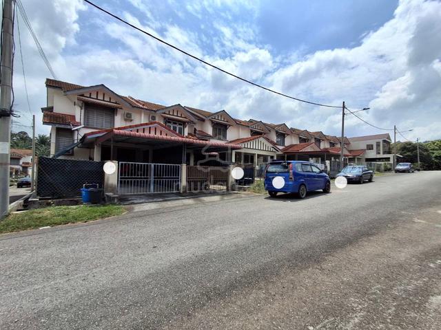 Freehold 2 storey Tmn Salak Perdana Bdr Baru Salak Tinggi Sepang 1