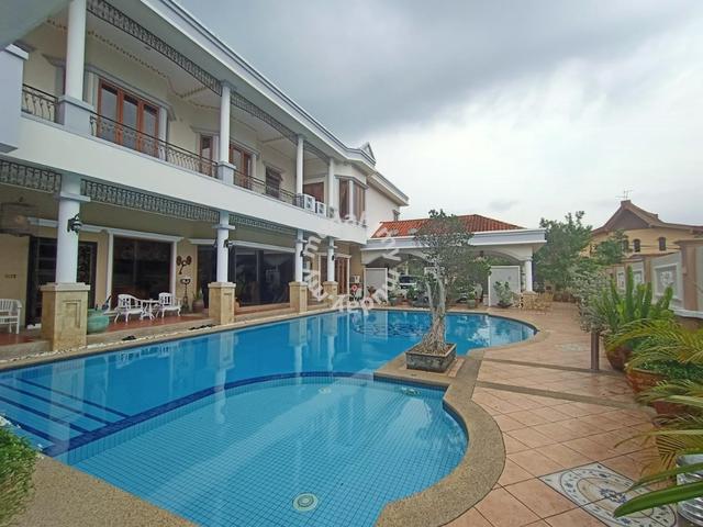 [Huge Land] Double Storey Bungalow in Kemensah Heights, Ampang 1