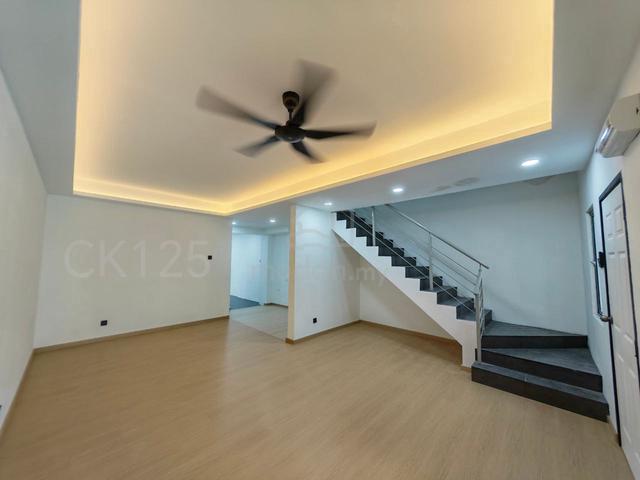 18x65 Setia Impian 3 Renovated Double Storey Setia Alam Shah Alam 1