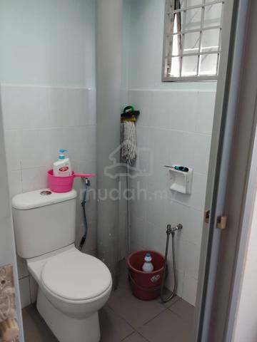 Master bedroom - Meranti Apartment USj 1 1