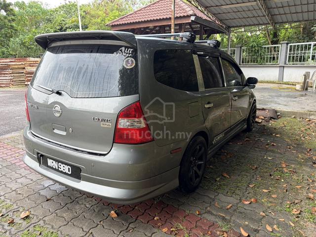 Nissan GRAND LIVINA 1.8 - 2