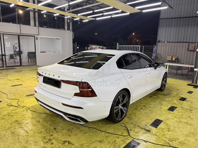 (Direct Owner) 2022 Volvo S60 2.0 RECHARGE T8 - 5